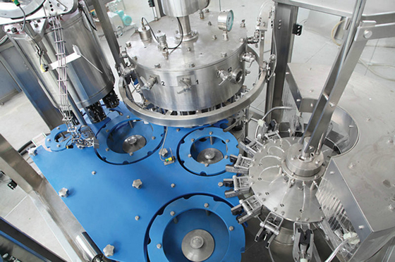 0.5L elektrische Sprankelende Drank het Vullen Machineinstallatie, 18000 BPH 11KW