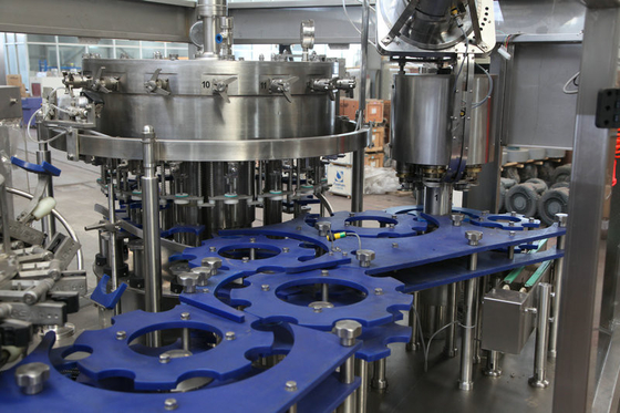 Kola/Sprankelende Frisdrank het Vullen het Flessenvullenmachines van het Machineglas